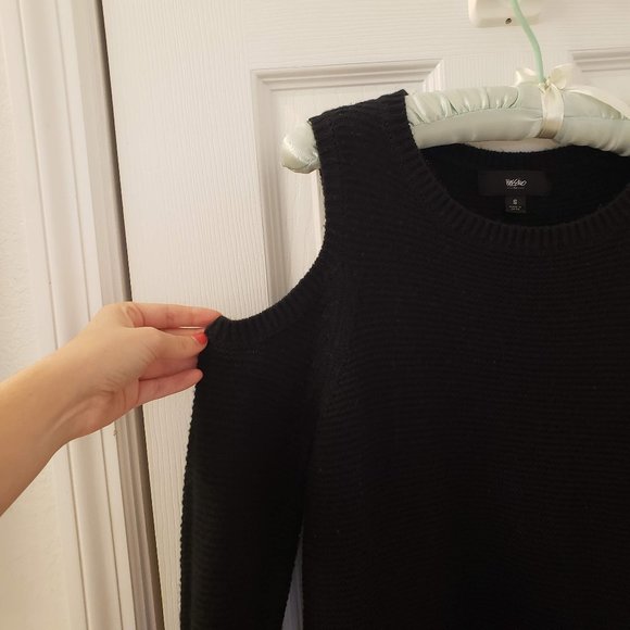 Cold Shoulder Sweater Black Knit NWOT Long Fall - Picture 4 of 6